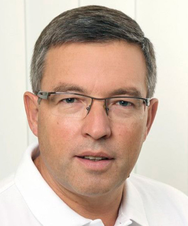 Dr. Maximilian Konrad
